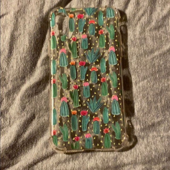 Phone cases - Picture 9 of 16